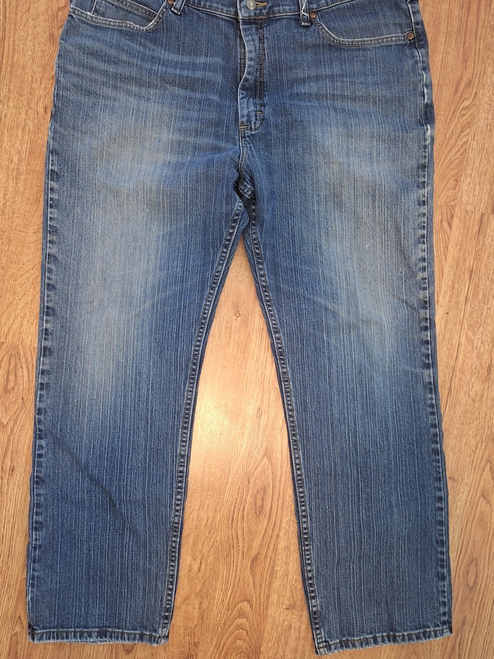 Lee Men's Faded Blue Relaxed Straight Jeans